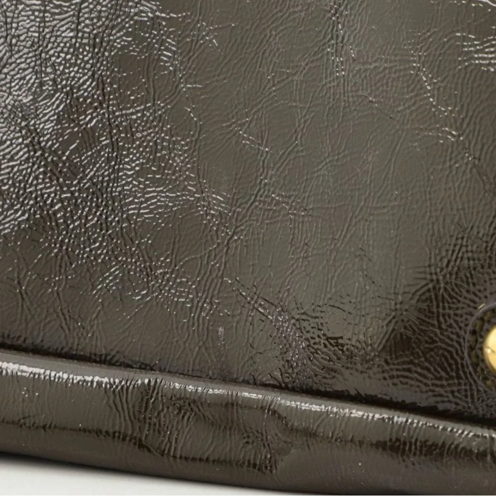 Saint Laurent Easy Y Satchel Patent
Medium Olive Green Brown - Picture 7 of 7